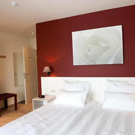 La Vie En Roses Bed & Breakfast
