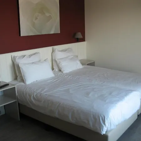 La Vie En Roses Bed & Breakfast